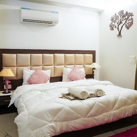 Lime Tree Service Apartment - Near Artemis Hospital ,คูร์เคาน์ ภายนอก รูปภาพ